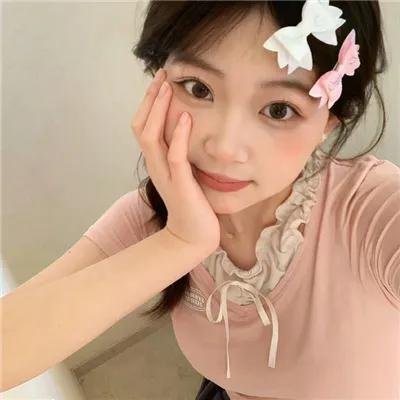 美女与纯情男 在线观看封面
